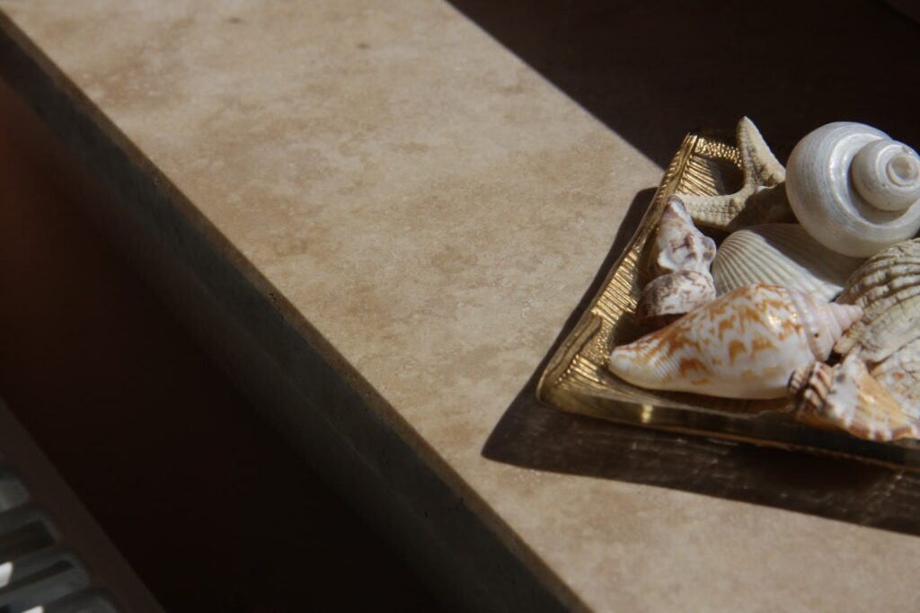 ablakpárkány belső dekoráció