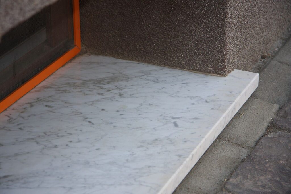 beépített ablakpárkány