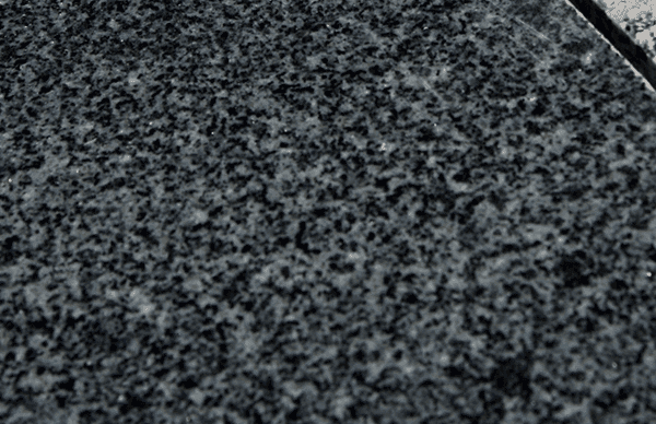 Padan Dark Gránit közelről
